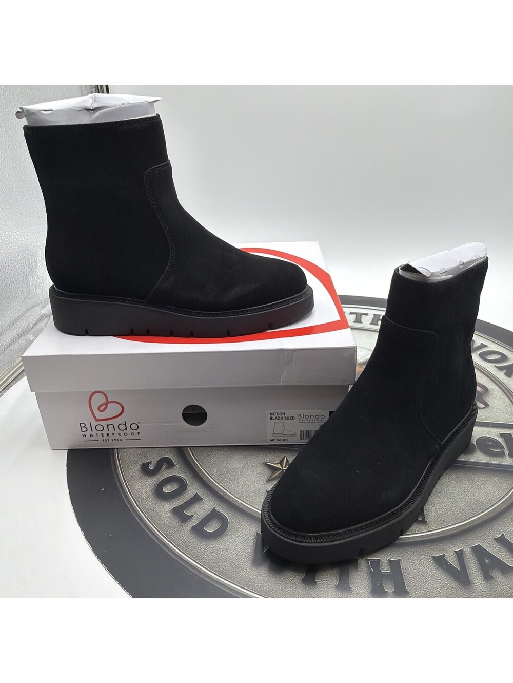 Blondo Motion Women’s Black Suede Waterproof Ankle Bootie Zip Size 7 M